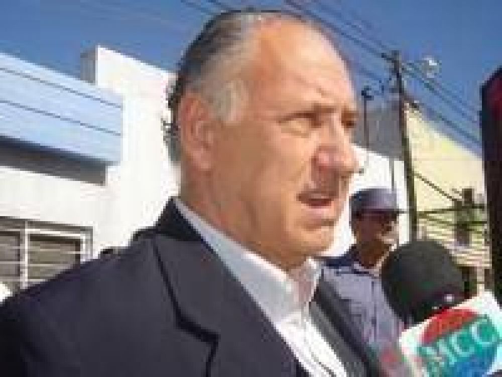 Falleci� el ex Diputado Fern�ndez Basualdo 