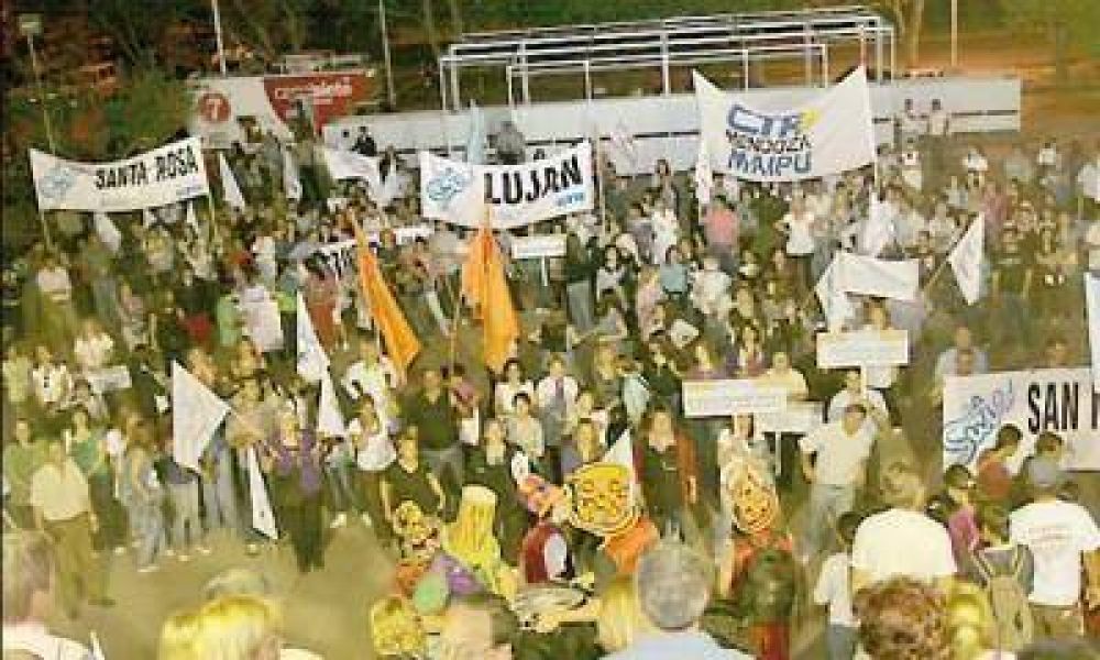 Los maestros podr�an ir a paro por 24 horas