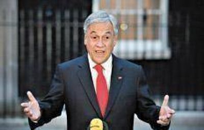 Pi�era se sale del papel