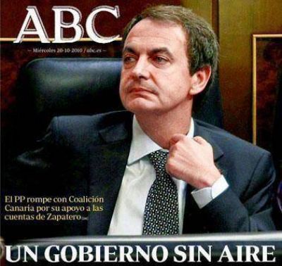 Ahogado por la crisis, Zapatero cambia a la fuerza todo su gabinete
