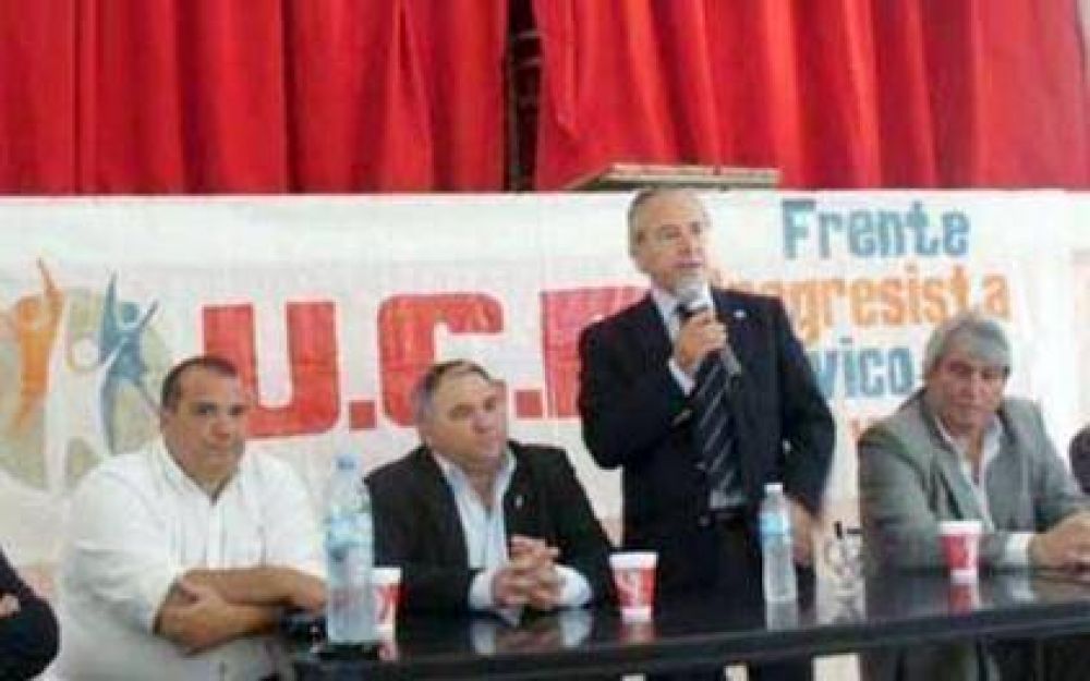 Barletta tiene el apoyo de radicales del sur