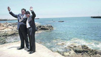 Per� le da un puerto mar�timo a su vecino