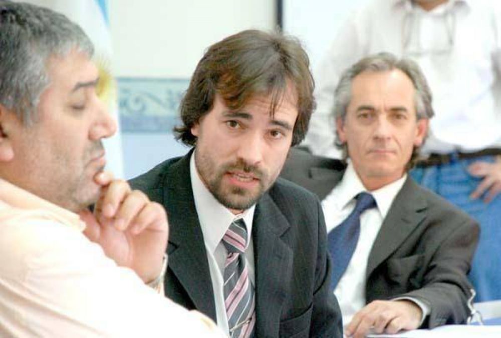 Fuerte cr�tica de los legisladores a la Fiscal�a de Estado