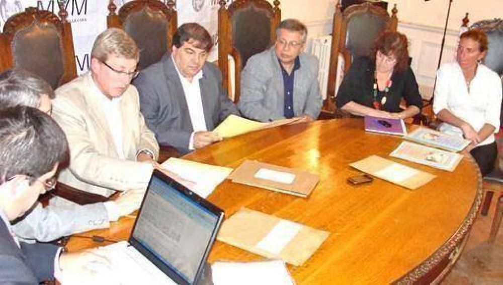 Villa Mar�a: construcci�n de 250 casas costar� 5% menos que lo presupuestado
