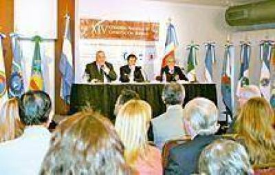 El gobernador destac� como valor fundamental la independencia de la Justicia 