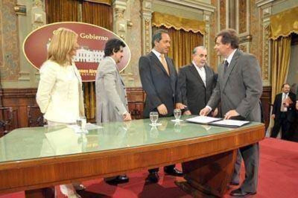 Refinancian a 20 a�os la deuda del municipio