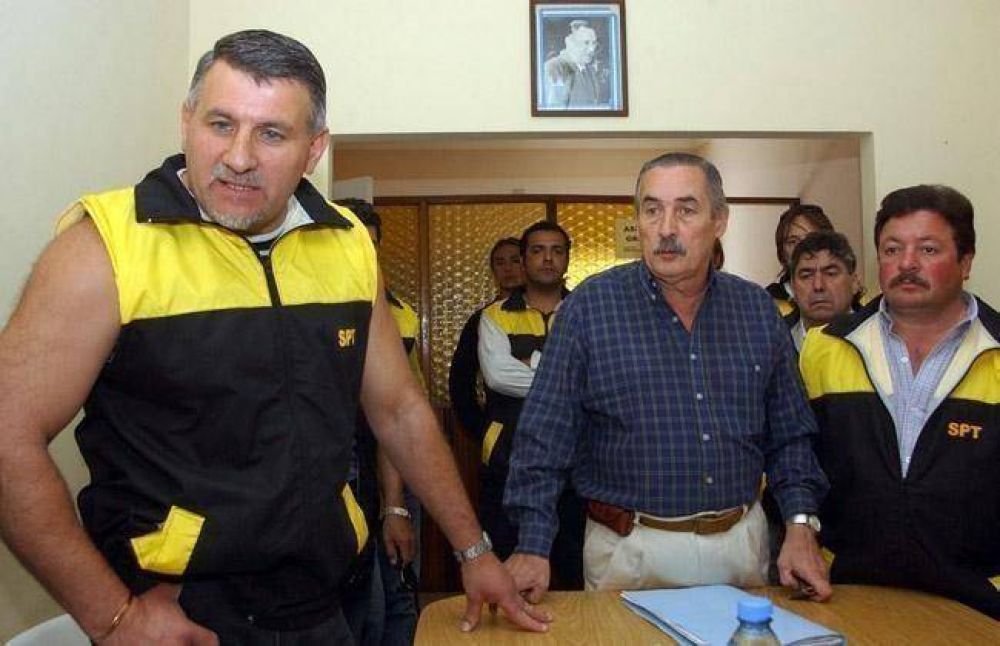Peones de taxis se declararon en estado de alerta y movilizaci�n