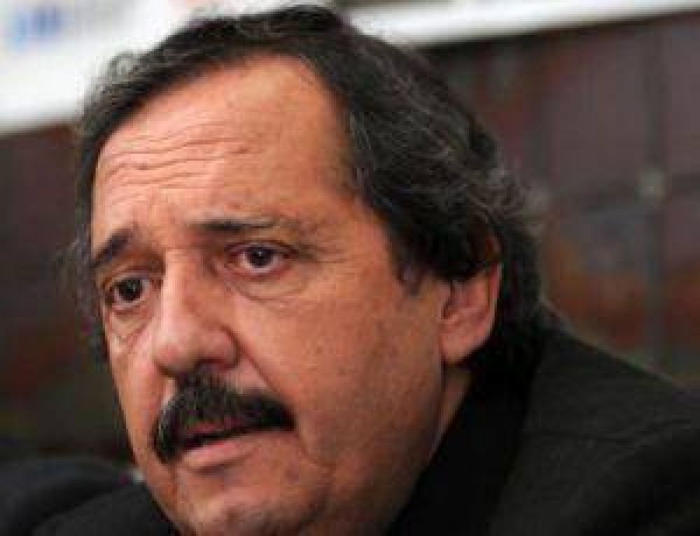 Ricardo Alfons�n inicia hoy una visita de dos d�as a la provincia 