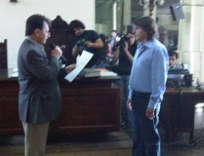 Silvio Martini jur� como concejal