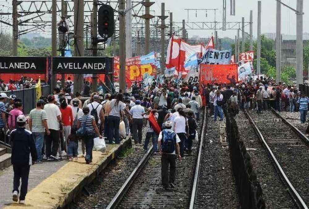 SE LEVANTO RL CORTE DE LAS VIAS DE LA LINEA ROCA 