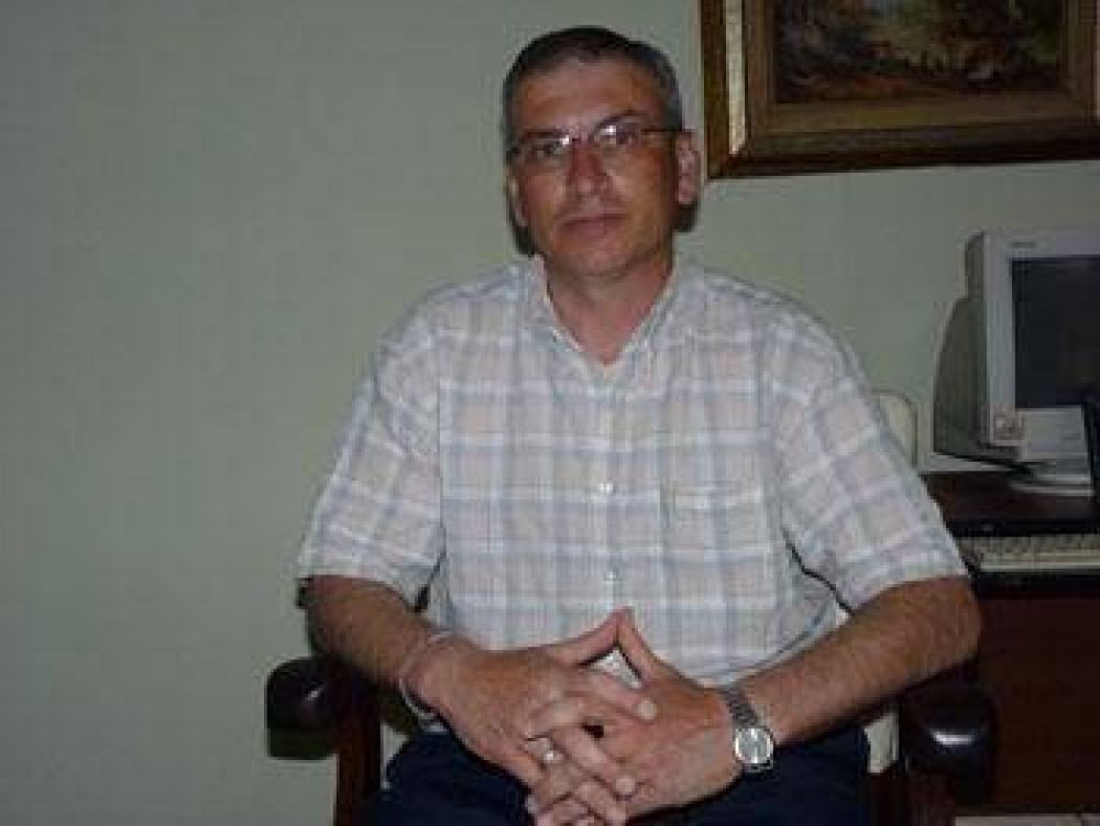 �Queremos tratar el aumento de tasas junto con el presupuesto 2011�