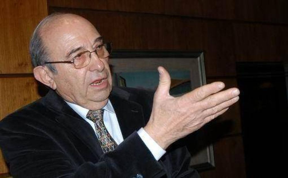 Fin de semana gregario en el radicalismo (Mart� rinde examen y cumbre en Carlos Paz)