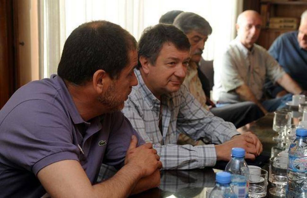 Yauhar se reuni� con las c�maras pesqueras