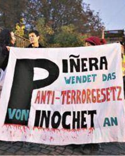 Pi�era pas� un mal momento en Berl�n
