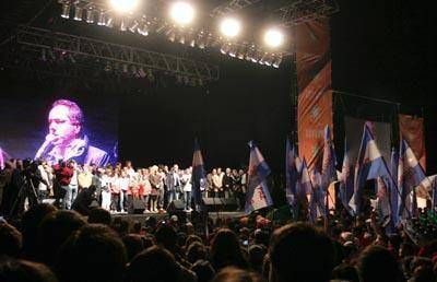 Scioli destac� el �xito de los Juegos y dio se�ales pol�ticas a los intendentes