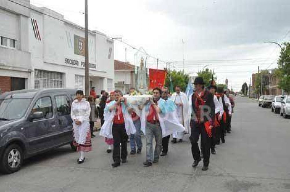Qued� inaugurada la Plaza Portugal