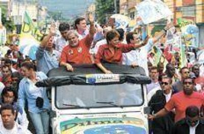 Caravanas y acusaciones en la recta final