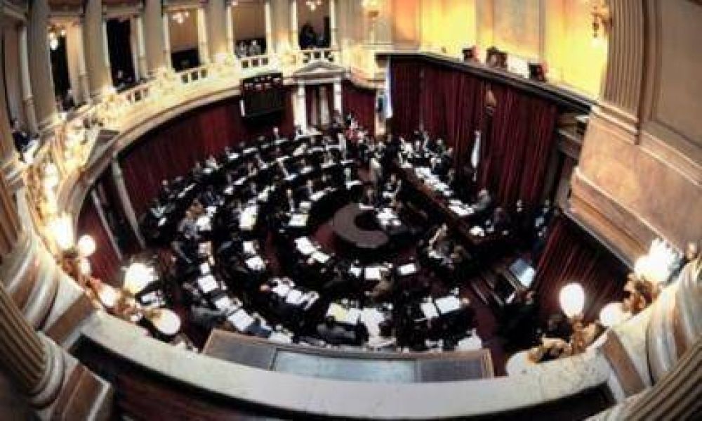 La oposici�n quiere aprobar leyes clave antes de fin de a�o