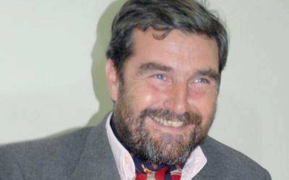 Roque Gonz�lez renunci� a su candidatura a la Gobernaci�n