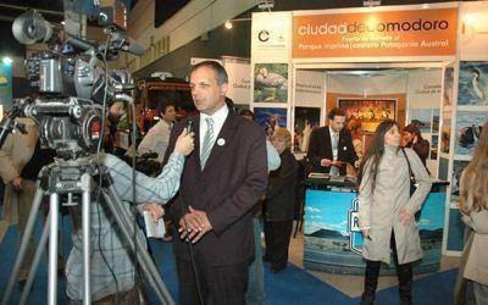 Buzzi: \"nos enorgullece ser tomados como un modelo\"