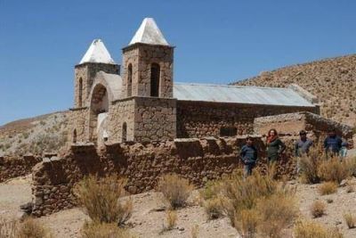 Reconstrucci�n y remodelaci�n en Cusi Cusi