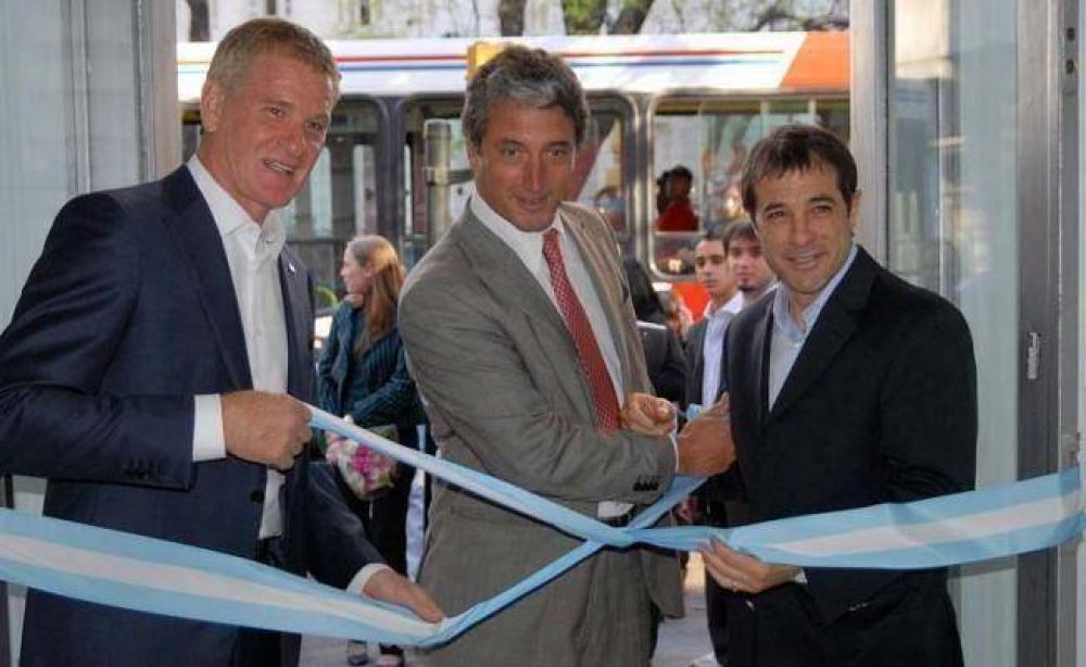 Cinco locales en Capital