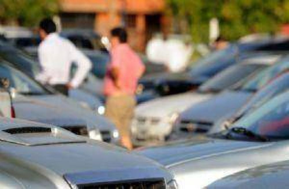 El 90% de los autos vendidos son nafteros