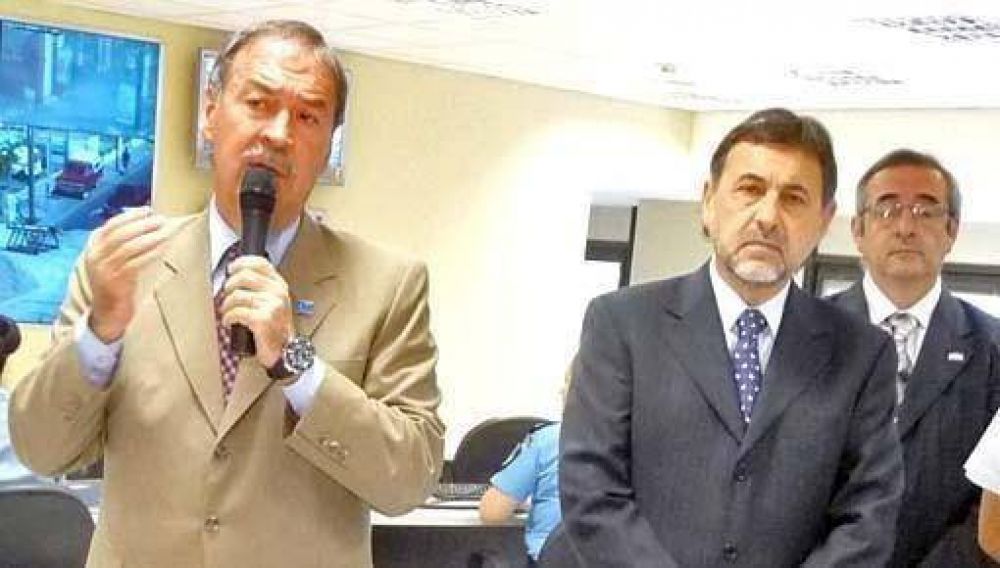 Schiaretti aumentar� reclamos a la Naci�n por fondos del HCM