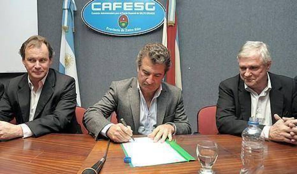 2011: "Los comicios coincidir�n con los nacionales", dijo Urribarri