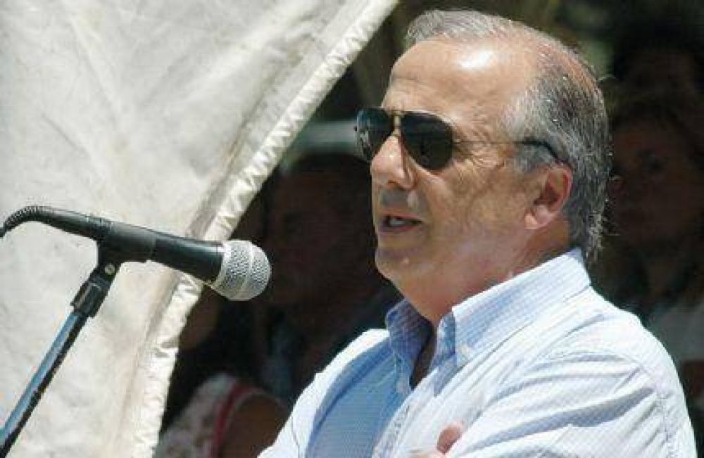 Aceituno culpa por el actual precio de la carne a la pol�tica del Gobierno