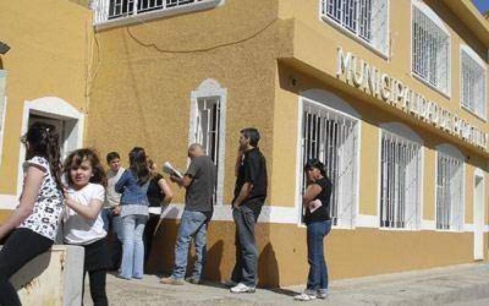 Rada Tilly: el primer d�a de ofrecimiento p�blico de tierras sum� 300 interesados