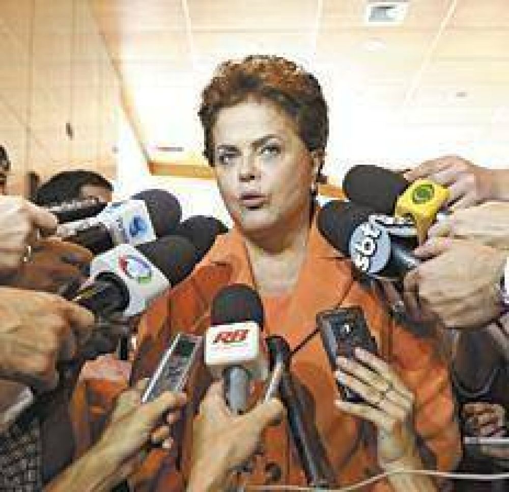 Dilma present� su programa de 13 puntos