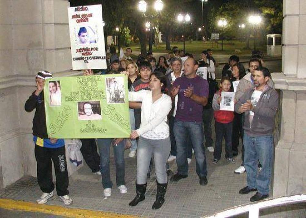 Marcha reclamando justicia por el homicidio de �Marito� Segovia