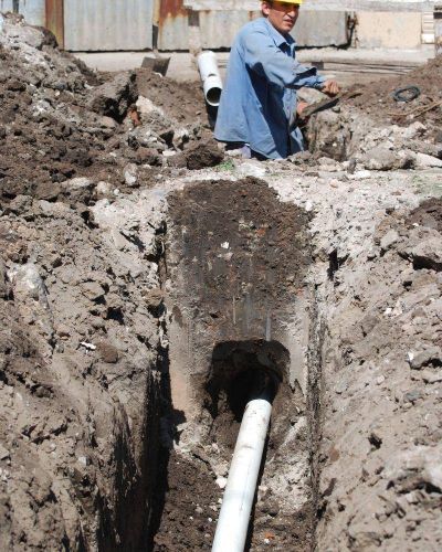 OBRAS DE CLOACAS EN JOSE MARMOL