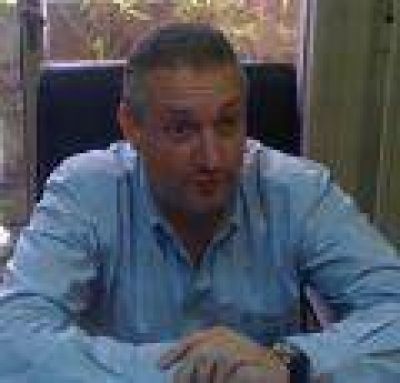 �USAN PUBLICIDAD OFICIAL PARA HACER CAMPA�A� 	