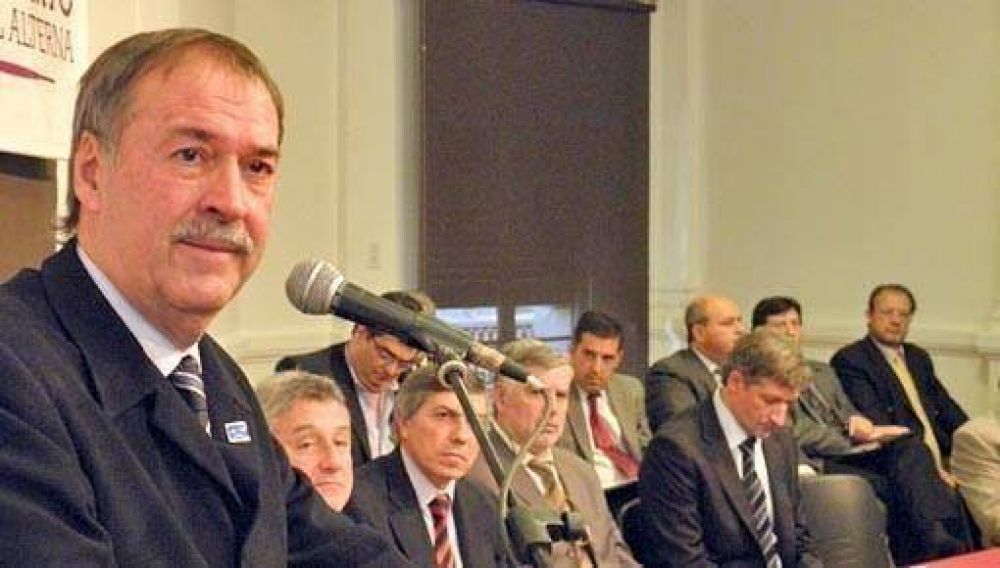 Schiaretti dar� la fecha para los comicios antes de abril de 2011