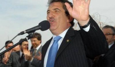 Urribarri pidi� diferenciar "las cosas de la gente, de las de la pol�tica"