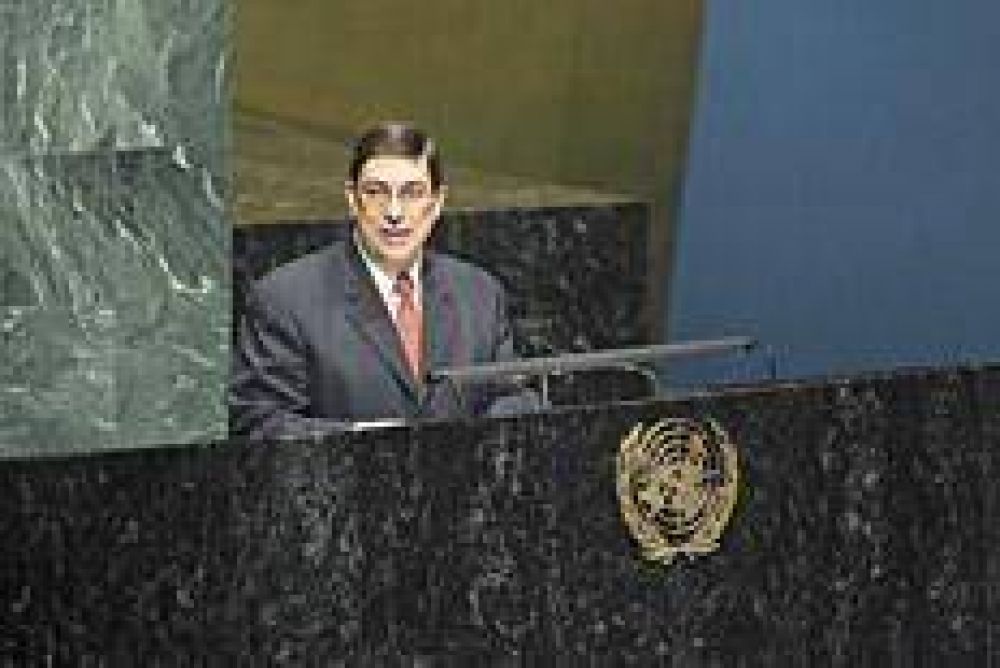 EE.UU., cada vez m�s solo con el embargo