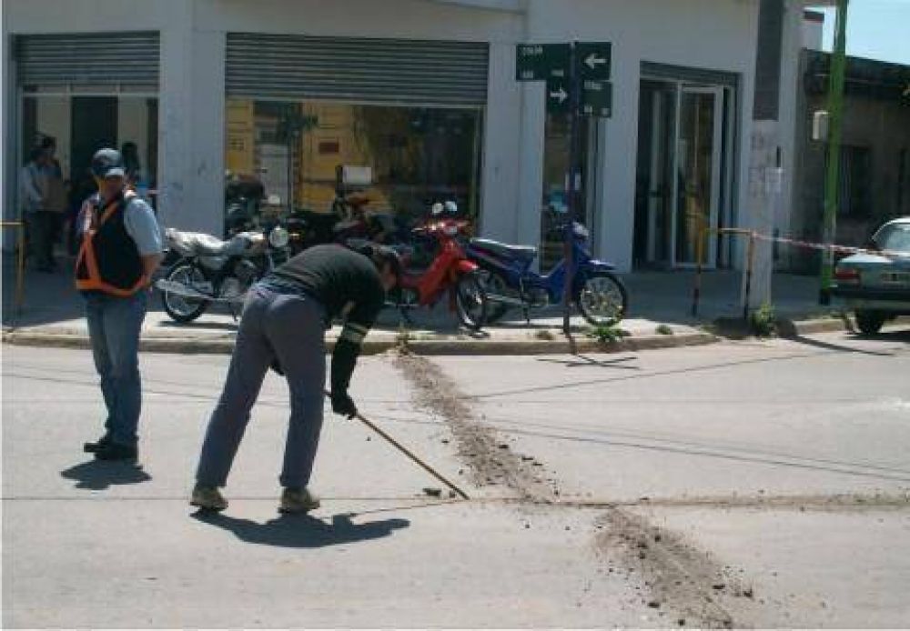 Municipio realiz� tomado de juntas en el Bvrd. Sarmiento