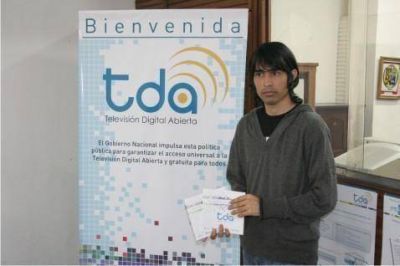Plan �Argentina Conectada�  El Municipio brinda informaci�n a interesados en acceder a la TV Digital