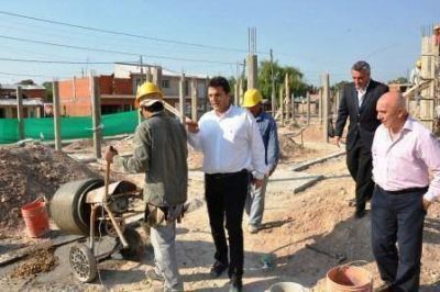 Massa recorri� obras en Tigre