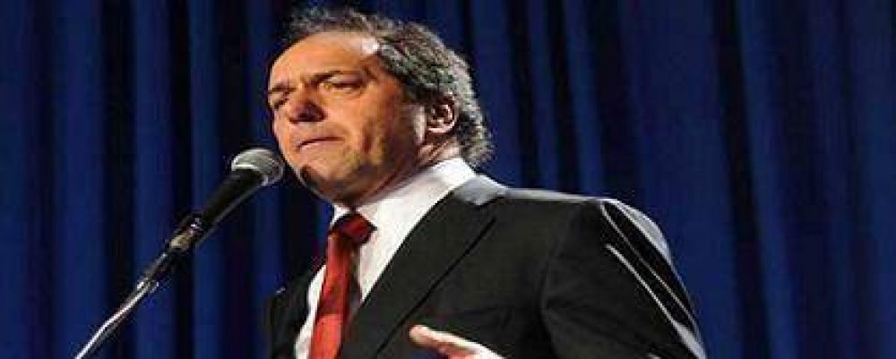 Scioli: "profundo dolor por la muerte de mi amigo, N�stor"