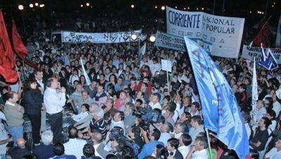 El kirchnerismo cordob�s rindi� homenaje