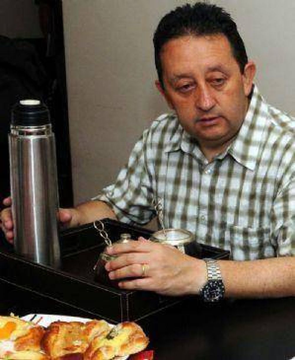 Mientras esperaba ser censado, la noticia constern� a Celso Jaque