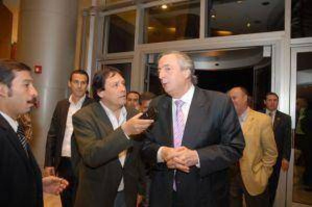 En el Congreso de Pol�tica, la �ltima nota 