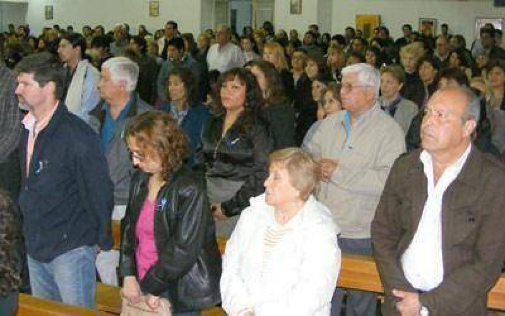 Tanto aliados como opositores expresaron sus condolencias