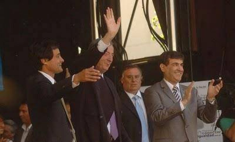 El intendente Pittelli conmovido