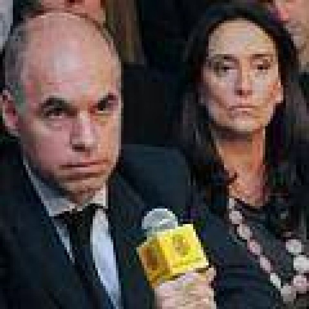 EL PRO ACOMPA�A