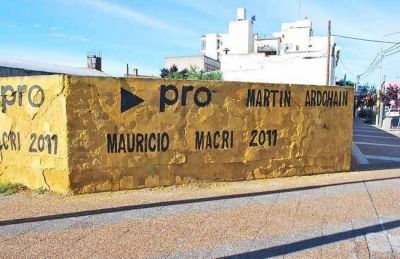 La Municipalidad record� que sancionar� transgresiones a la ordenanza sobre pintadas y pegatinas