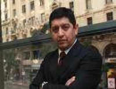 Gustavo Moreno jura en su nuevo cargo